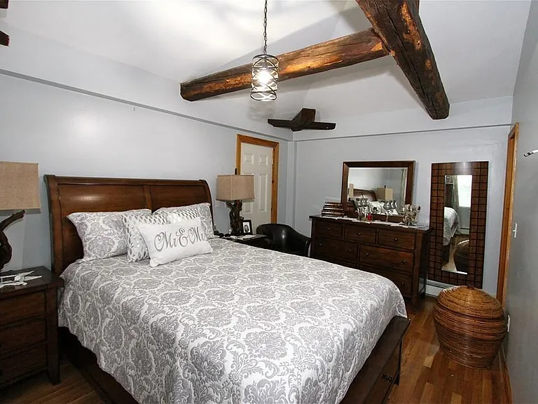 56 Crescent Ave #2L — Photo 5