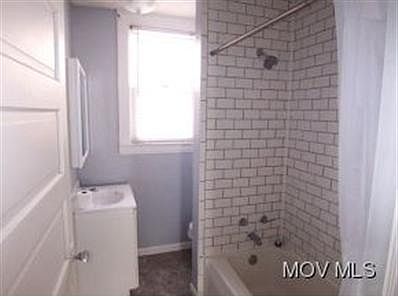 4th image of 2312 36th St
