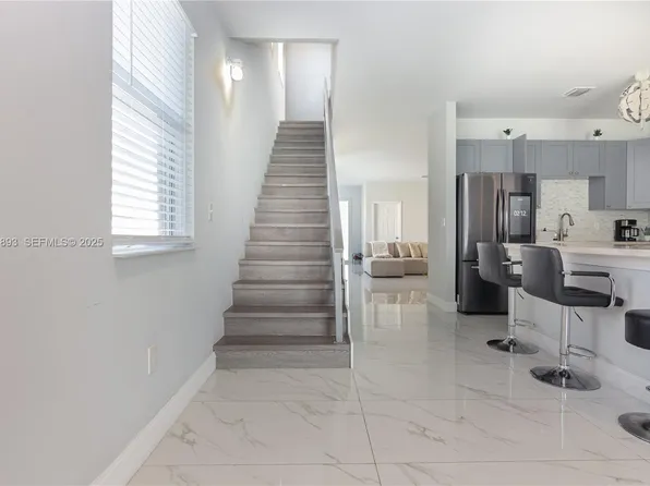 1968 NW 25th Ave, Miami, FL 33125