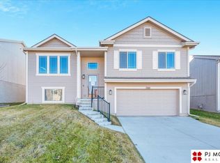 7824 N 147th Ave, Bennington, NE 68007