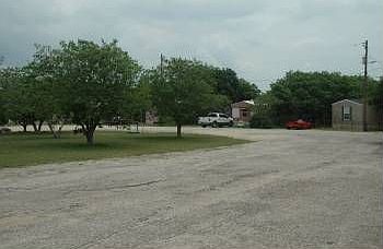 2nd image of 101 Laco Ln