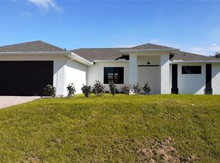 1201 NE 18th Pl, Cape Coral, FL 33909