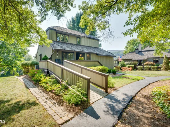 97 Periwinkle Pl, Kingsport, TN 37660