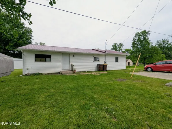 1207 Thurman St, Defiance, OH 43512