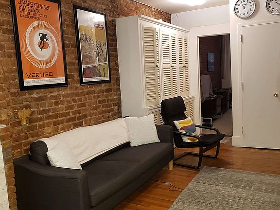 4th image of 235 E 35th St #3C