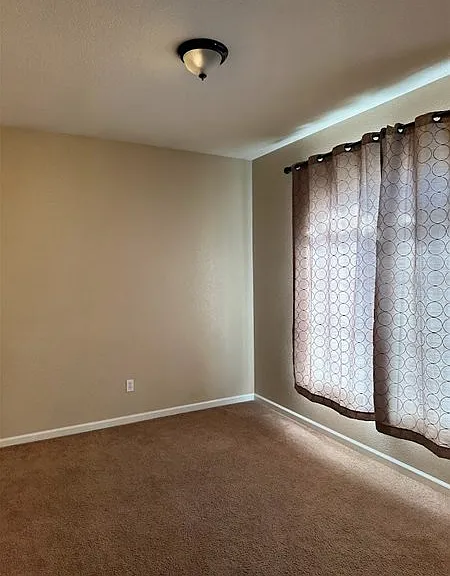 5101 Chalmer Way — Photo 10