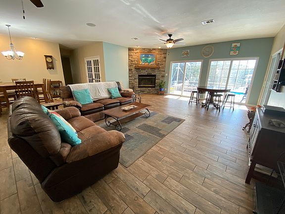 2nd image of 6761 Avenida De Galvez