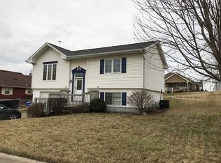2129 Maple St, Des Moines, IA 50317