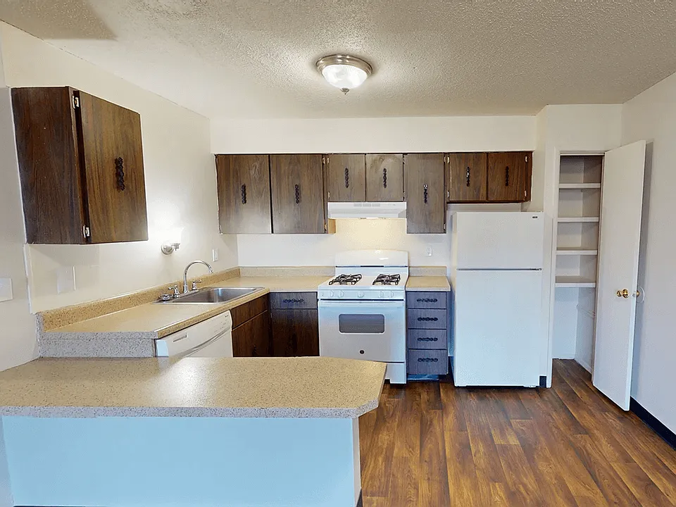 Breakfast Bar (in select homes)