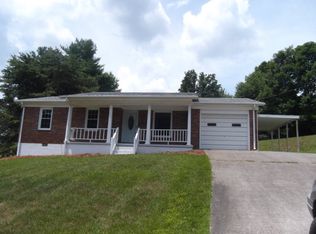 203 Forest Hill Dr, Collinsville, VA 24078