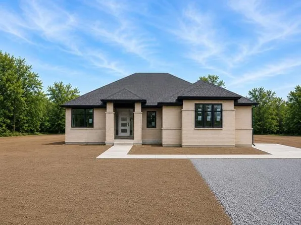 0005D Daisy Ln, Almont, MI 48003