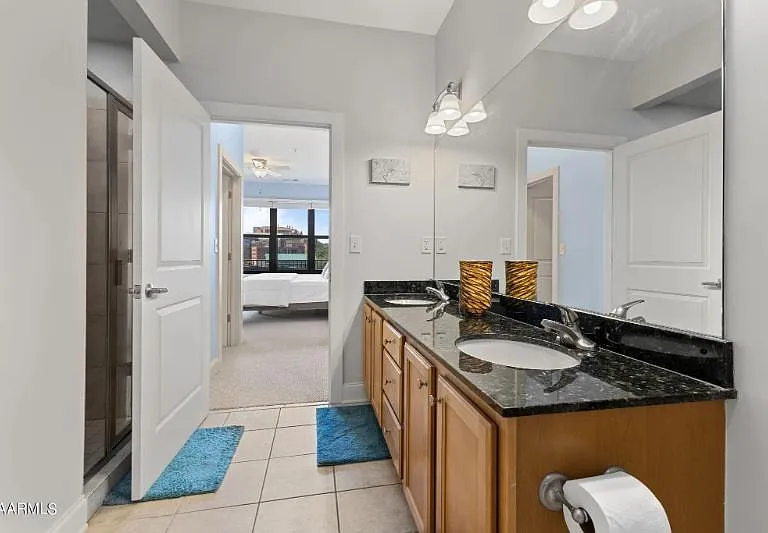 445 W Blount Ave #415 — Photo 13