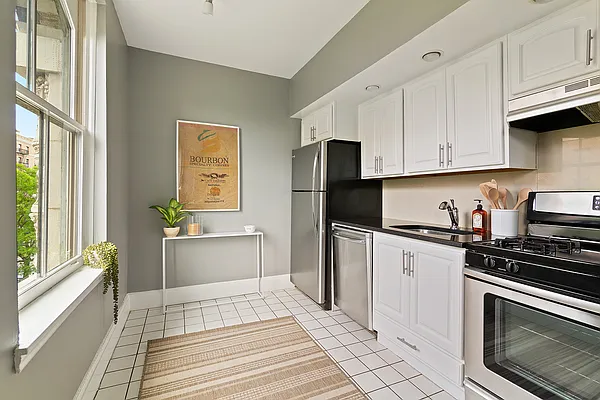 Sold by Compass | media 4
