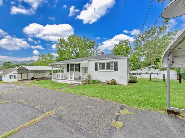 115 Fairview St, Union, WV 24983