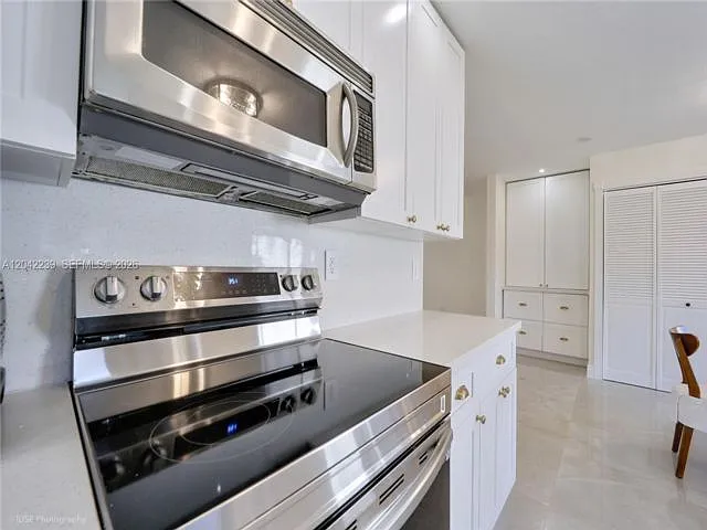 4712 SW 2nd Ter — Photo 10