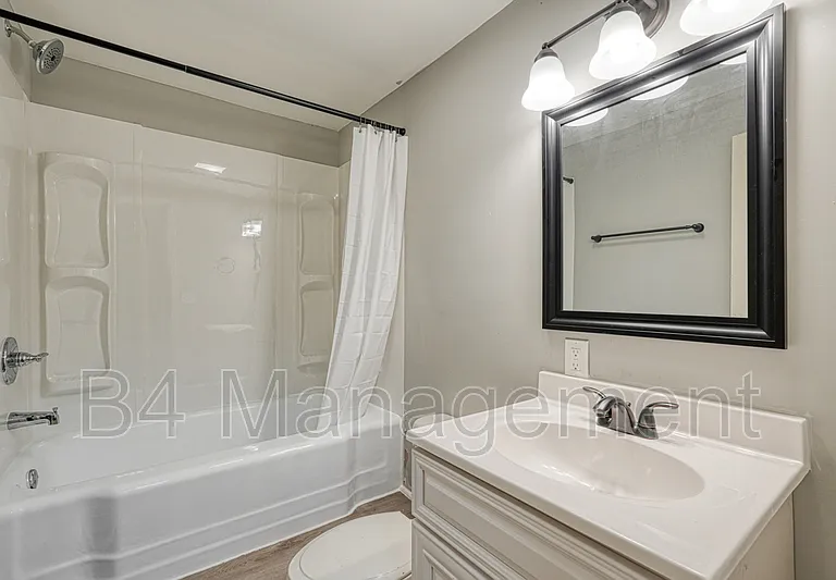 168 Cherokee Cir #2 — Photo 19