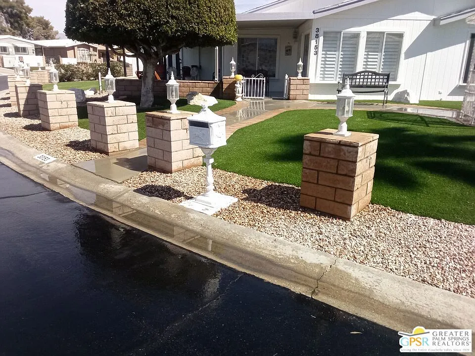 3 bed, 1940 sqft, $3,250 — Photo 1