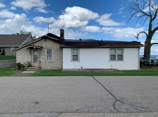 2382 Longtail Beach Ln, Suamico, WI 54173