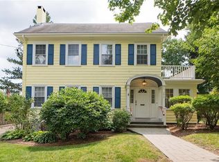 293 Doyle Ave, Providence, RI 02906