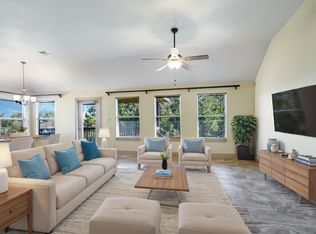 10807 Glenn View Cir, Dripping Springs, TX 78620