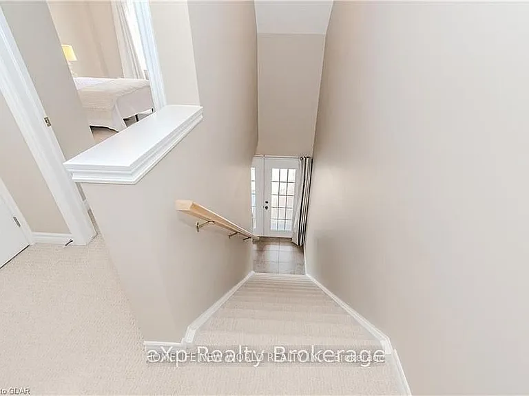 15 Carere Cres #44B — Photo 8