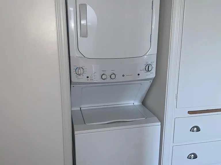 washer and dryer