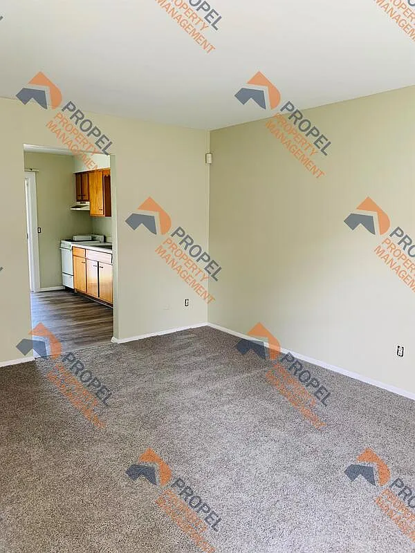 2 bed, 1.0 bath, 725 sqft, $850 — Photo 4