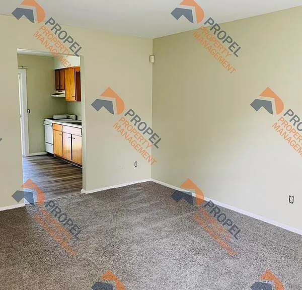 5046 Northfield Dr #17 — Photo 4