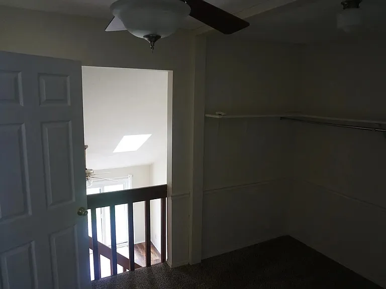 2374 Fieldstone Cir — Photo 8
