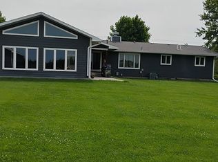 2620 S Engleman Rd, Grand Island, NE 68803