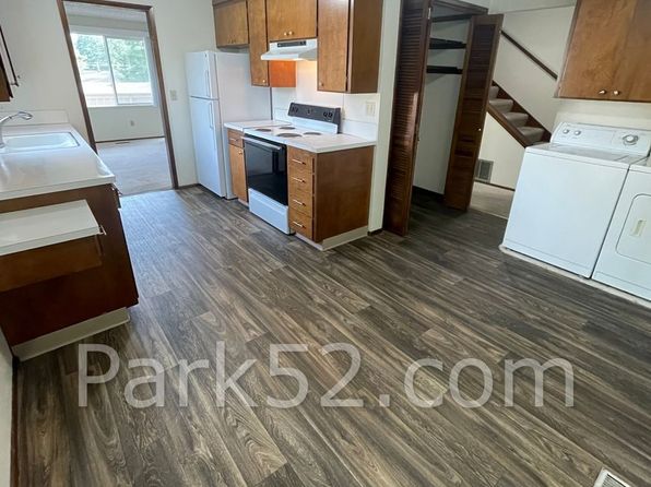 1446 Rainier Dr #4