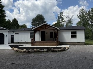 2200 Waterman Rd, Mayville, MI 48744