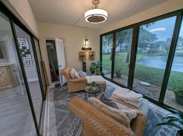 22 Westgate Lane #C, Boynton Beach, FL 33436