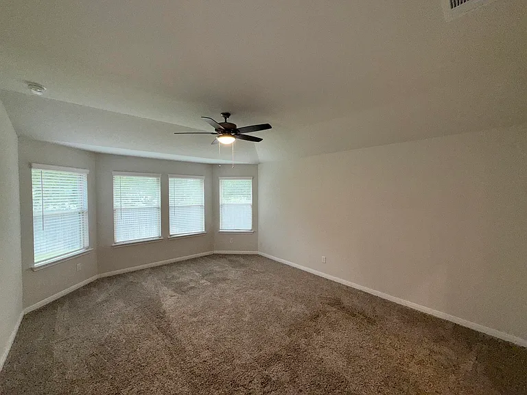 434 Shelton Pass — Photo 14