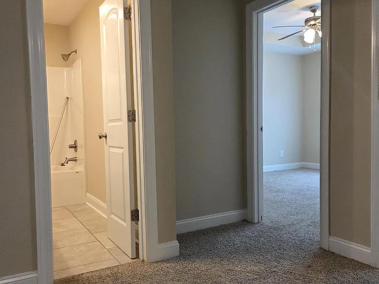 504 Hillshade Ct #A — Photo 16