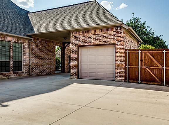3rd image of 8212 Westwind Ln