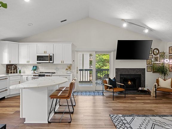 3rd image of 9379 S Pointe Retreat Dr #68