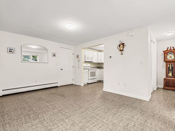 4th image of 37 Jackson Street #3