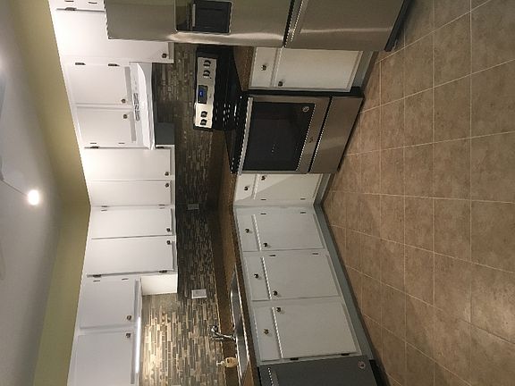 3rd image of 1687 Brookhouse Cir #221-5