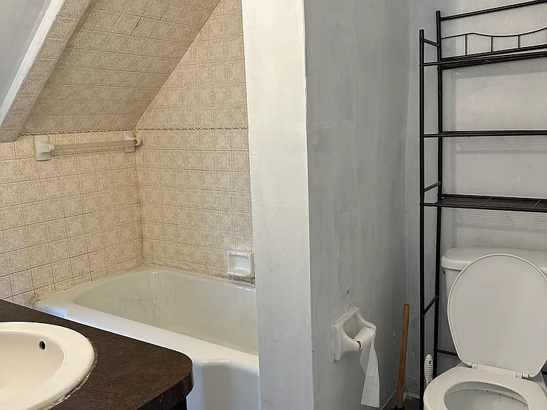 17 Persia St #2 — Photo 5