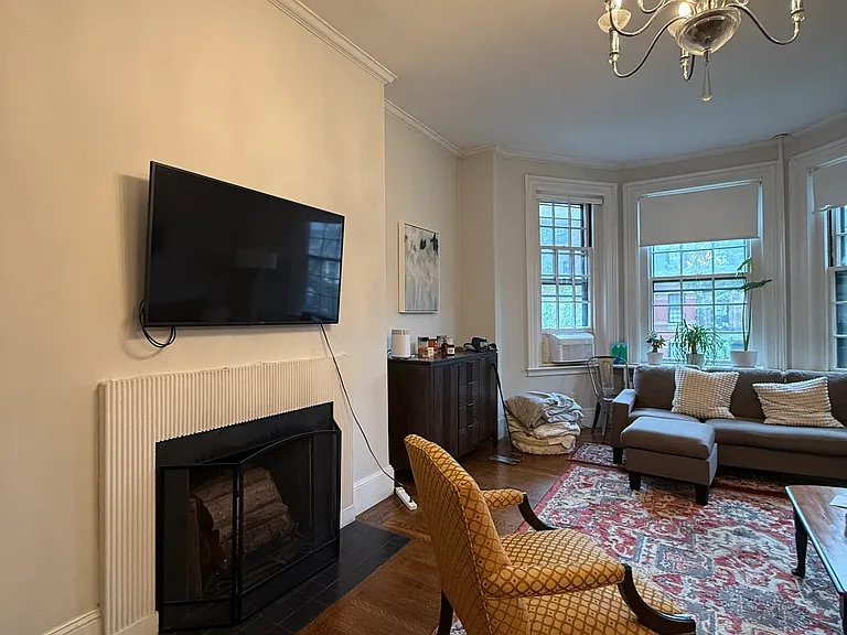 236 Marlborough St #4 — Photo 10