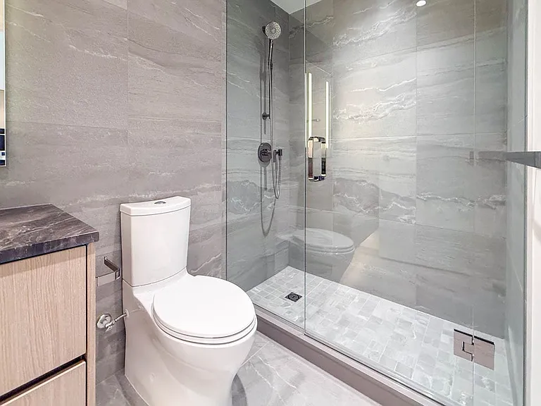 777 Harbourside Dr #406 — Photo 18