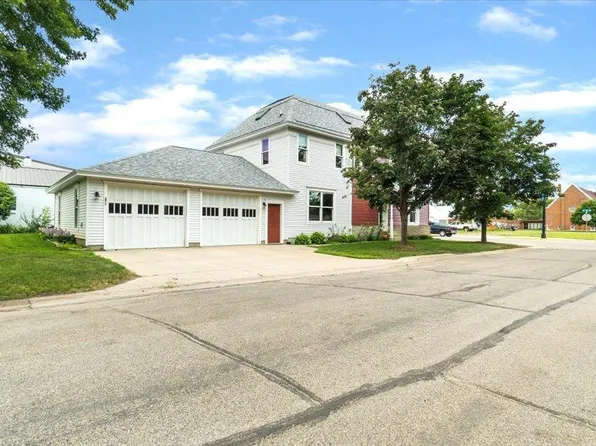 161 Central Ave S, Brooten, MN 56316
