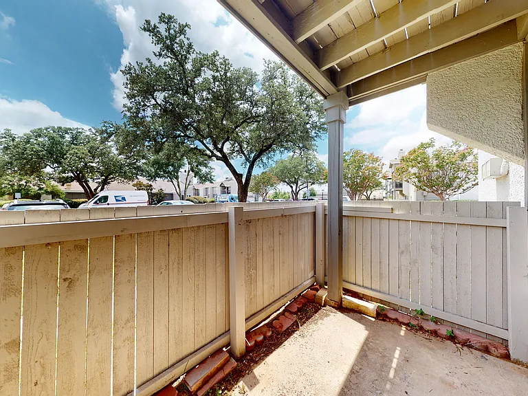 Addison Apartments at the Park — Photo 123