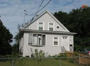 19 Hunt St, Brockton, MA 02302