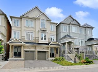 11 Latchford Ln, Richmond Hill, ON L4C 7V6