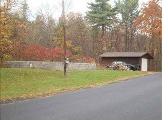 211 Jarvis Rd S, Ravena, NY 12143