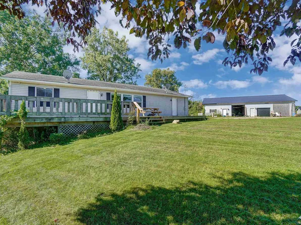 8050 Marr Hwy, Manitou Beach, MI 49253