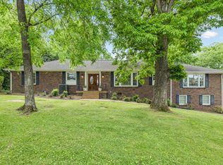 609 Woodett Dr, Nashville, TN 37211