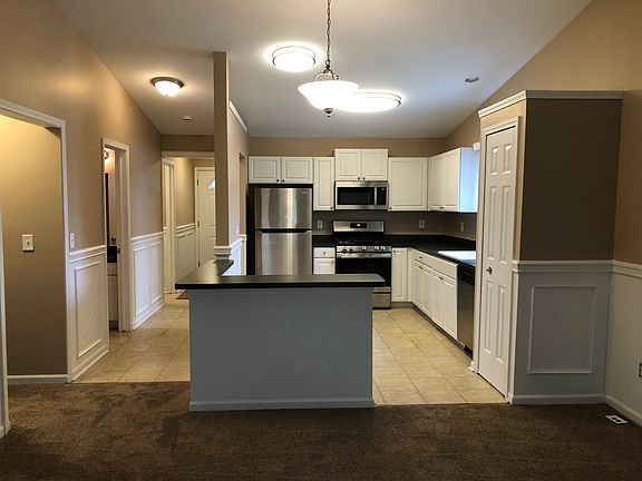 3rd image of 4031 Heatherwood Ct